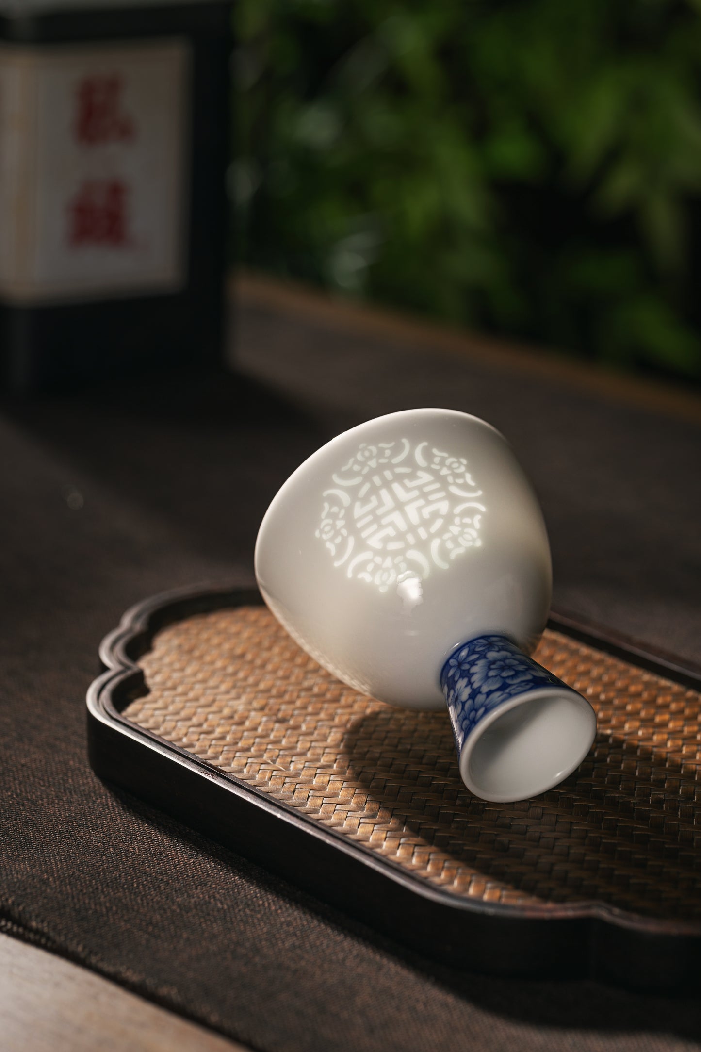 <the window shadow> Chinese Tea Cup